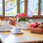 아파트 Chalet Lena - Managed By Hotel Gstaaderhof 그슈타드