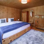 Chalet Lena - Managed By Hotel Gstaaderhof 아파트