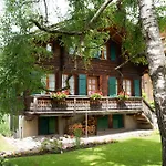 Chalet Lena - Managed By Hotel Gstaaderhof Gstaad