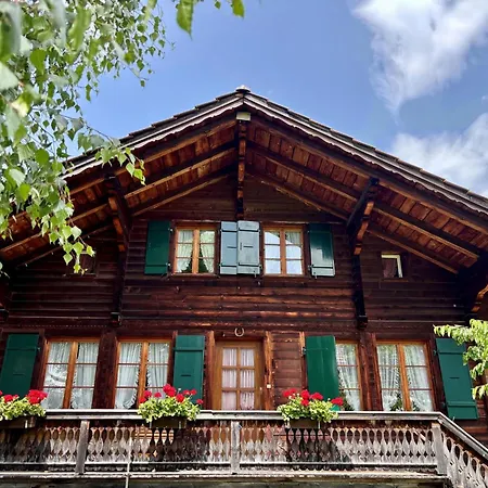 Chalet Lena - Managed By Hotel Gstaaderhof * Gstaad